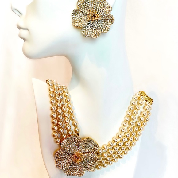 MONTY DON LONDON 1980s VINTAGE CRYSTAL FAUX PEARL NECKLACE AND EARRING SET BOX - Picture 2 of 9